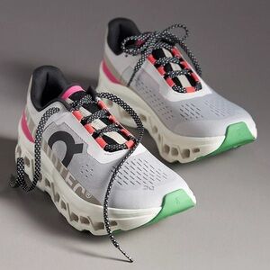 On Cloud Monsters Women’s Running Shoes 7.5